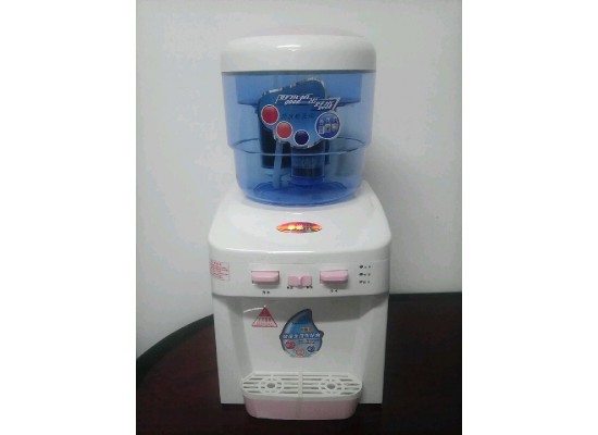 http://www.airpurifiersuppliers.com/299-406-thickbox/mini-hot-and-cold-water-dispenser-with-filters.jpg